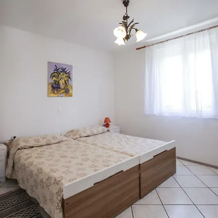 Tosca With Parking *